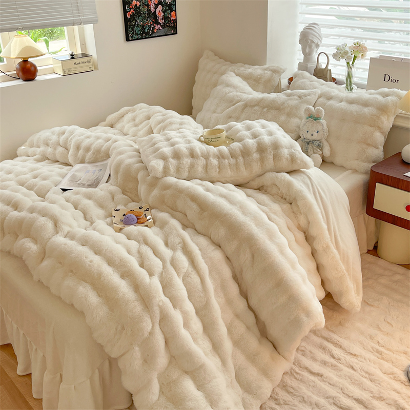 Luxury Faux Rabbit Fur Velvet  - Home Textiles Europe 评论和价格
